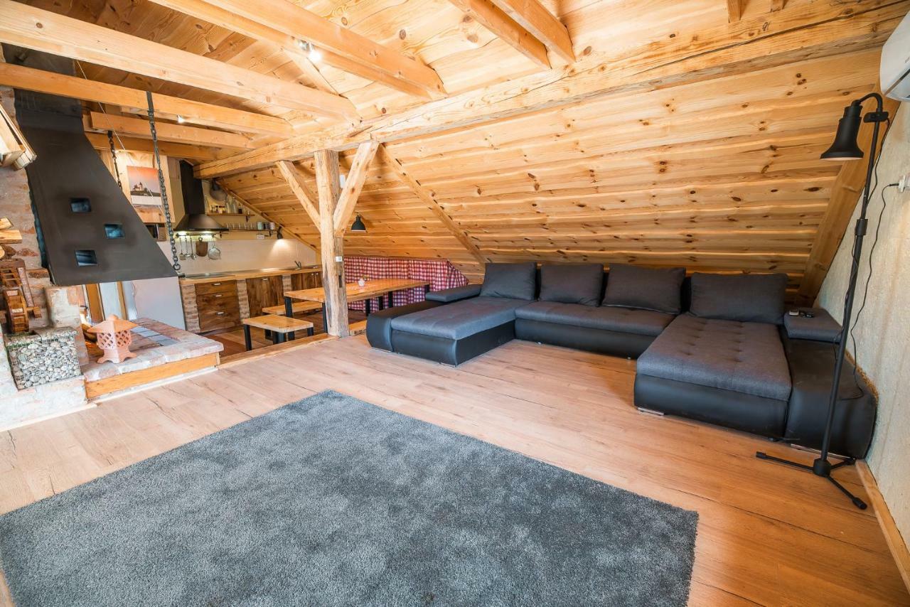 Apartment With Sauna Pr' Geci Dobova ภายนอก รูปภาพ